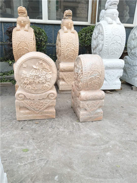 抱鼓石